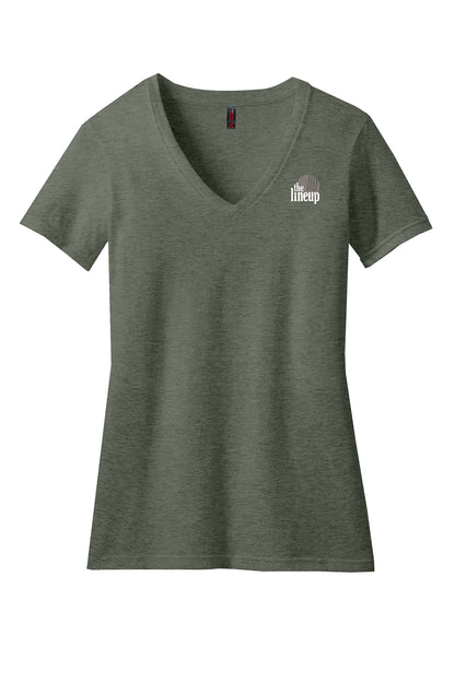 The Lineup - Printed V-Neck Tee - Women's (DM1190L)